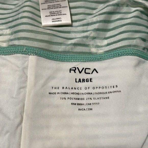 RVCA matching triangle bikini set. Large. - Picture 3 of 4